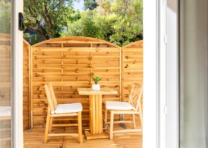 La Jardin Secret Cannes